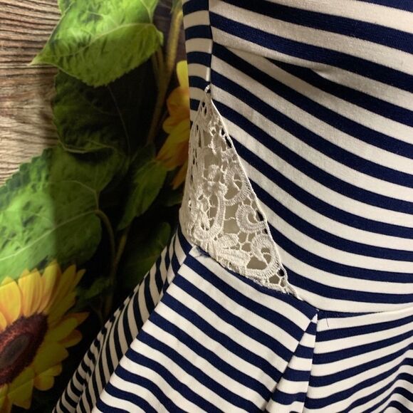 POOF COUTURE STRIPED SLEEVELESS DRESS LARGE - Picture 2 of 4